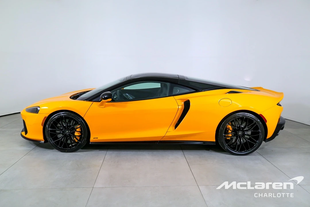 2025 McLaren GT - Image 5 of 12