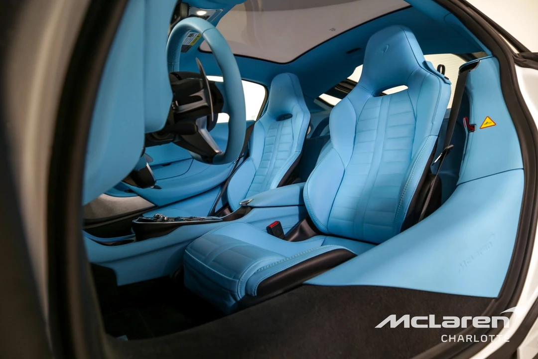2025 McLaren GT - Image 12 of 12