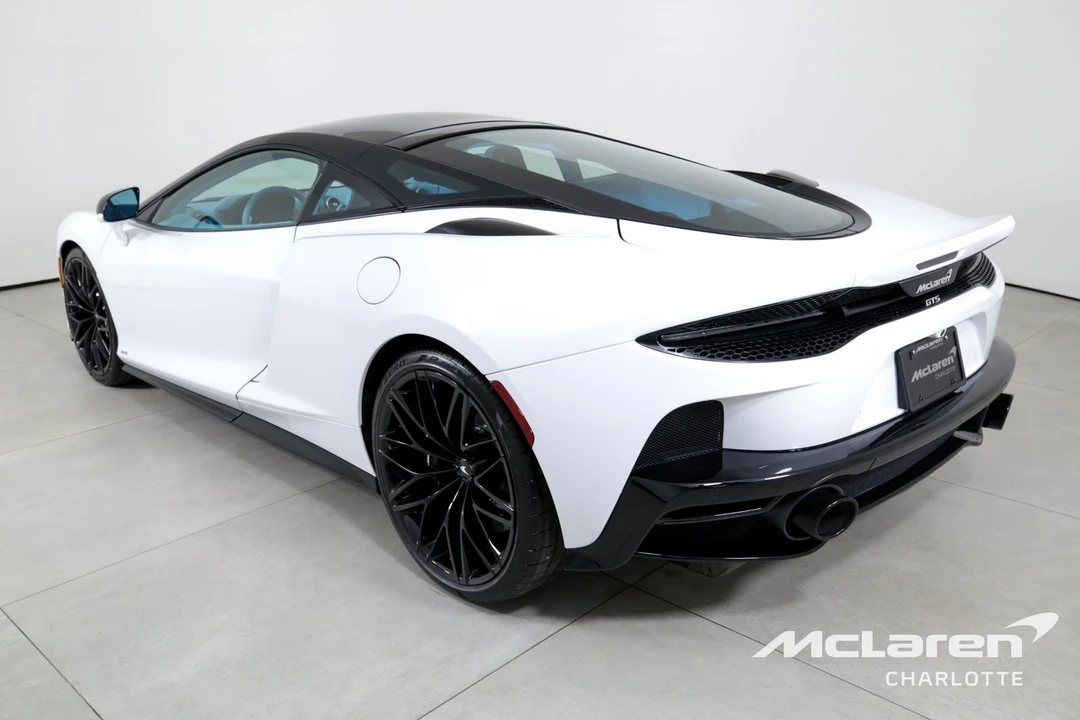 2025 McLaren GT - Image 7 of 12