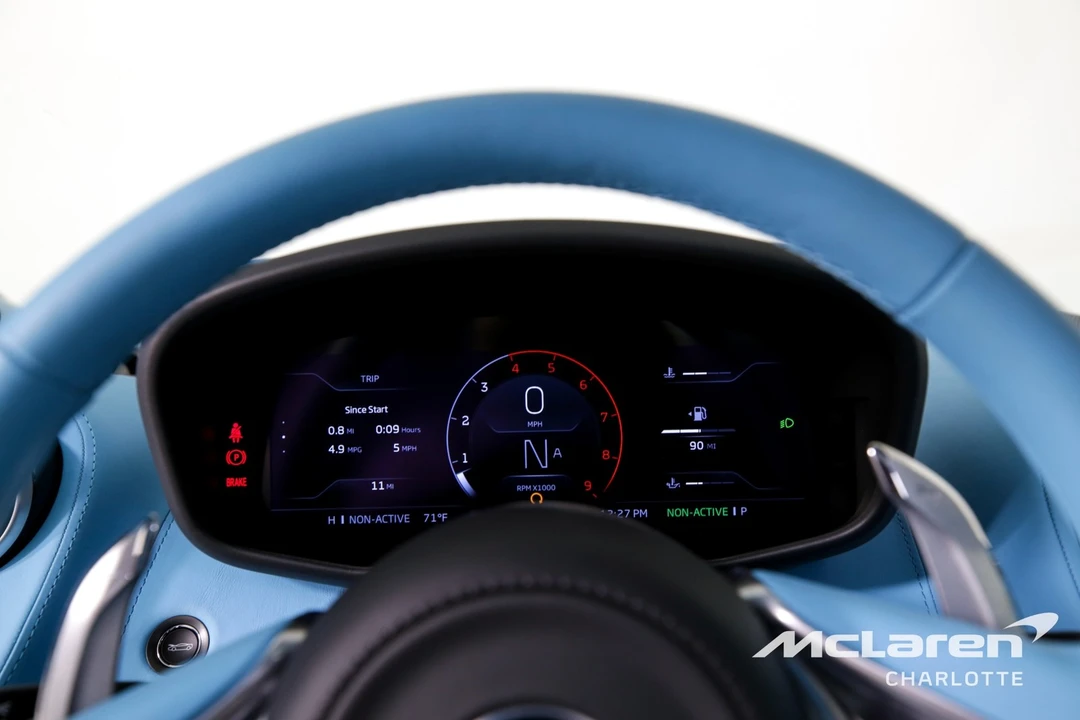 2025 McLaren GT - Image 14 of 21