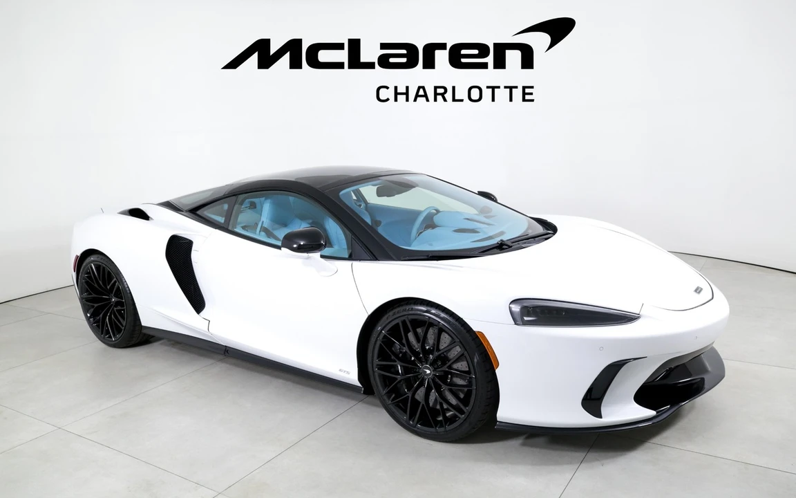 2025 McLaren GT - Image 2 of 12