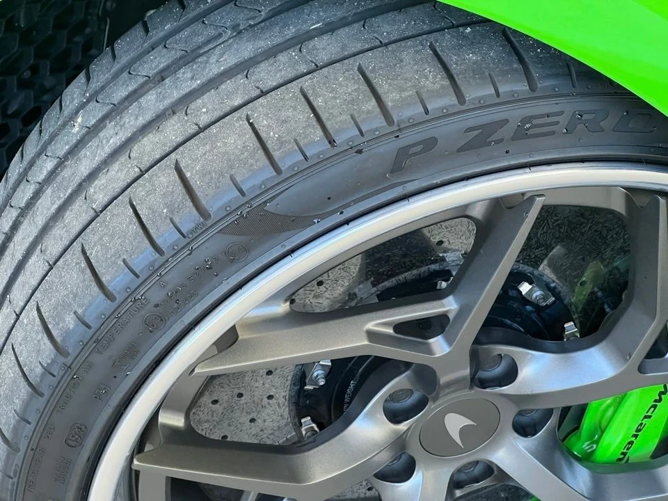 2025 McLaren GT - Image 27 of 31
