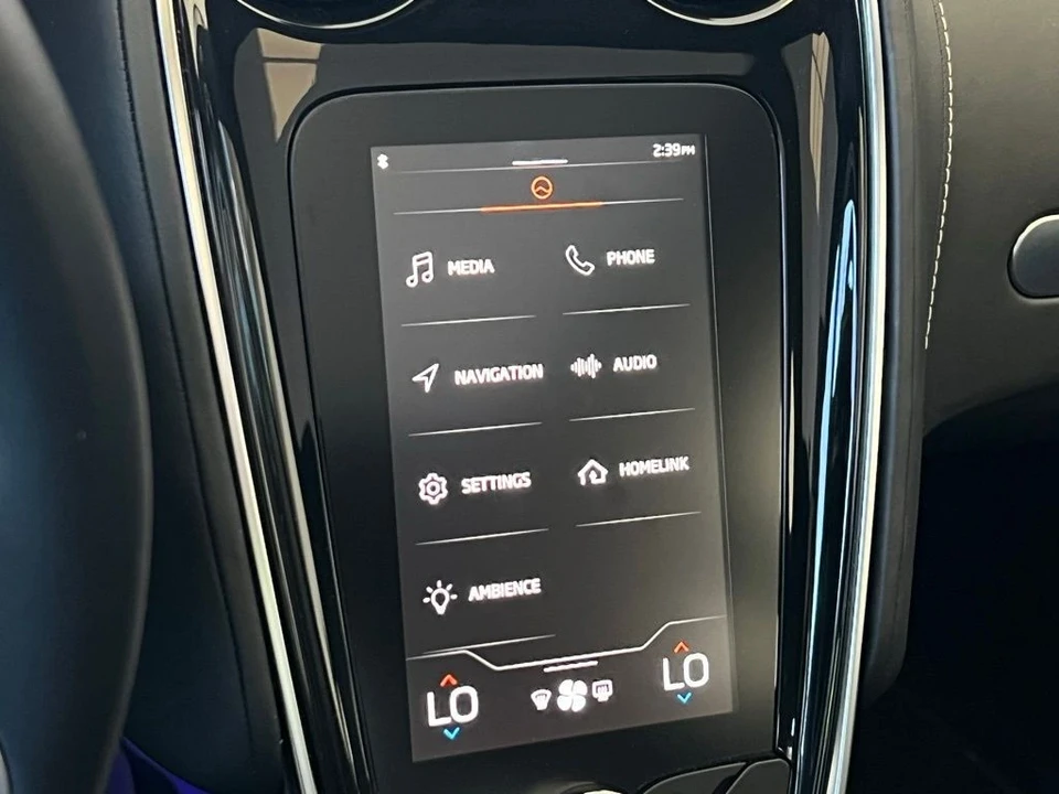 2025 McLaren GT - Image 22 of 31