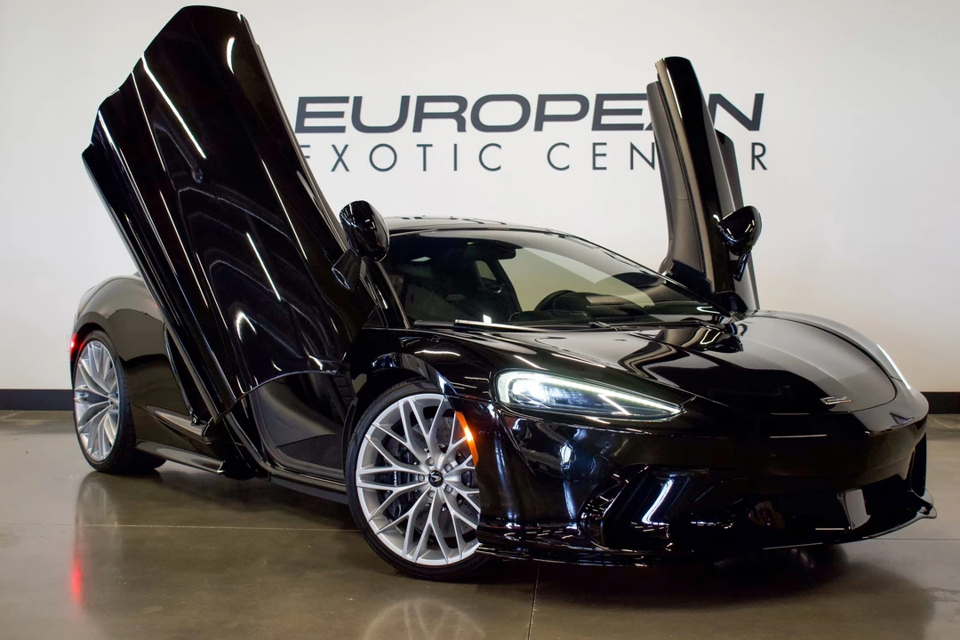 2025 McLaren GT - Image 2 of 31