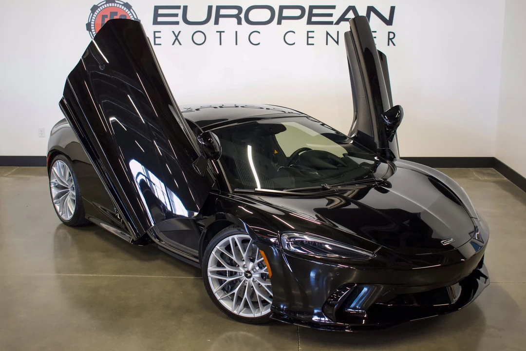 2025 McLaren GT - Image 23 of 31