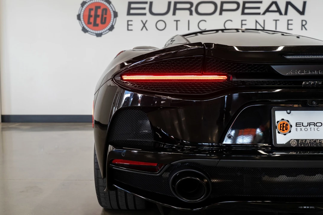2025 McLaren GT - Image 27 of 31