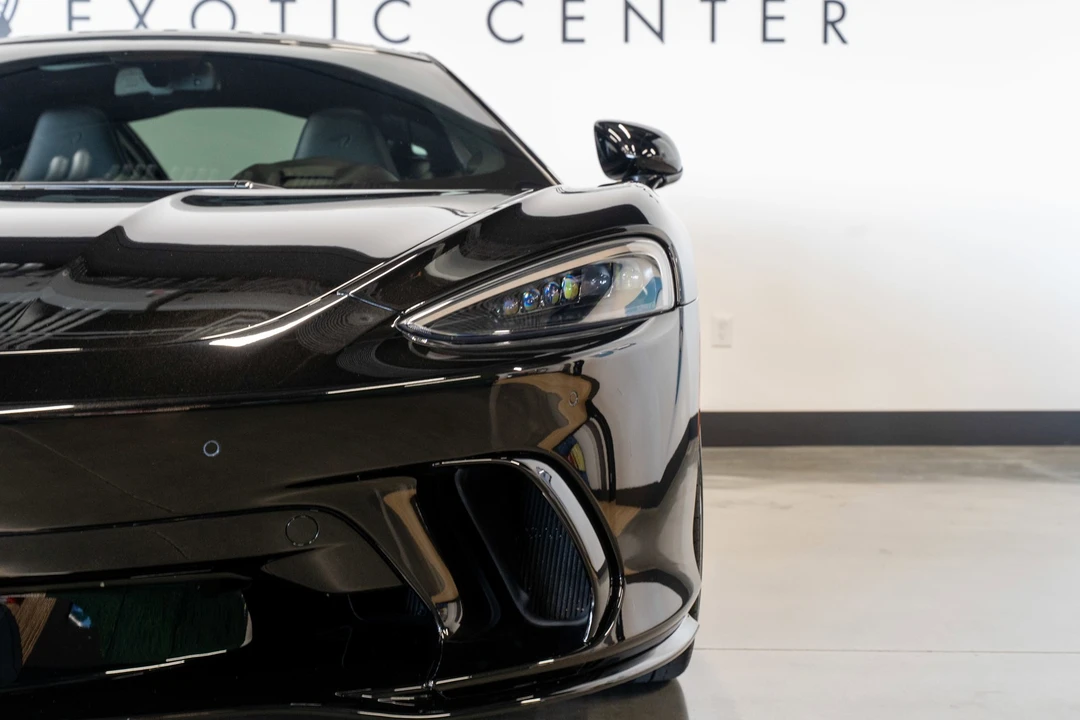 2025 McLaren GT - Image 13 of 31