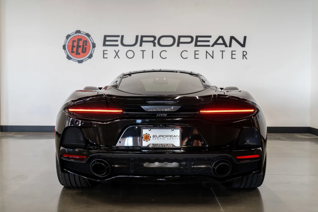 2025 McLaren GT - Image 25 of 31