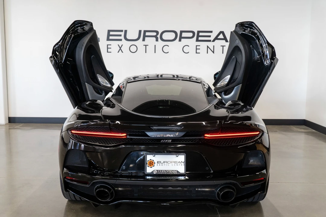 2025 McLaren GT - Image 26 of 31