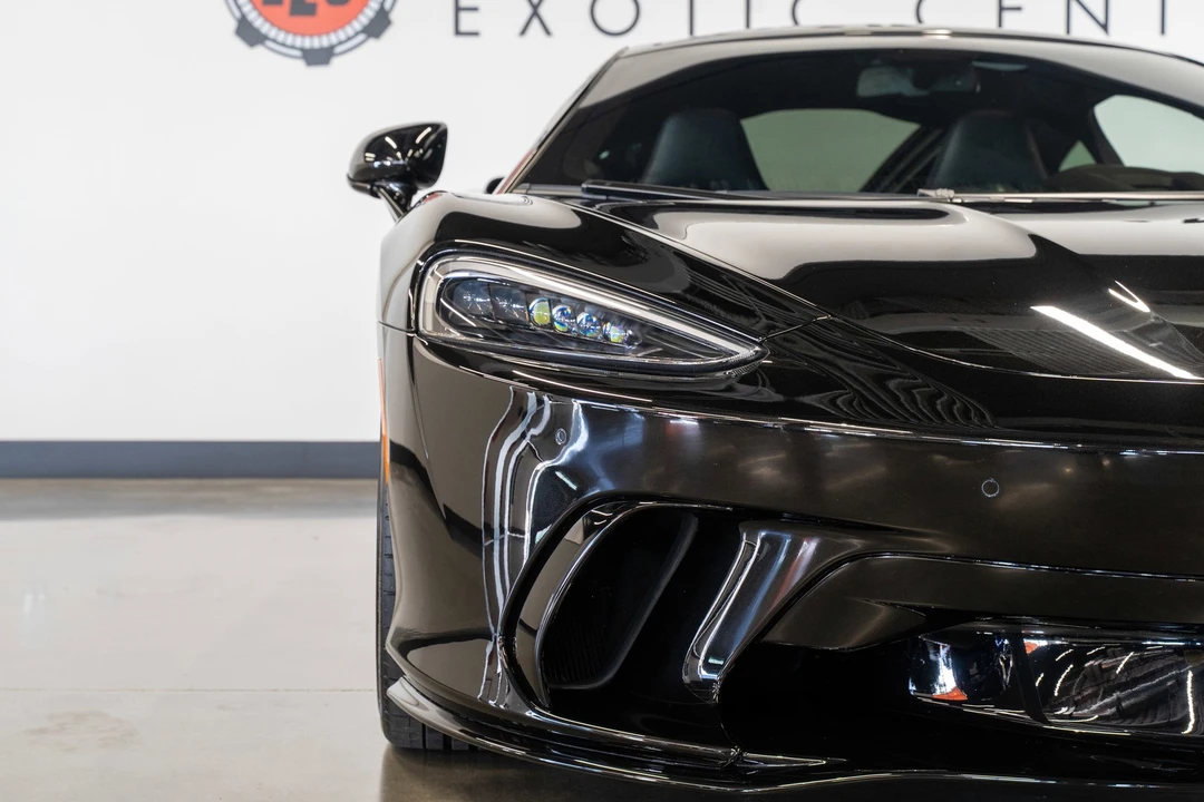 2025 McLaren GT - Image 12 of 31