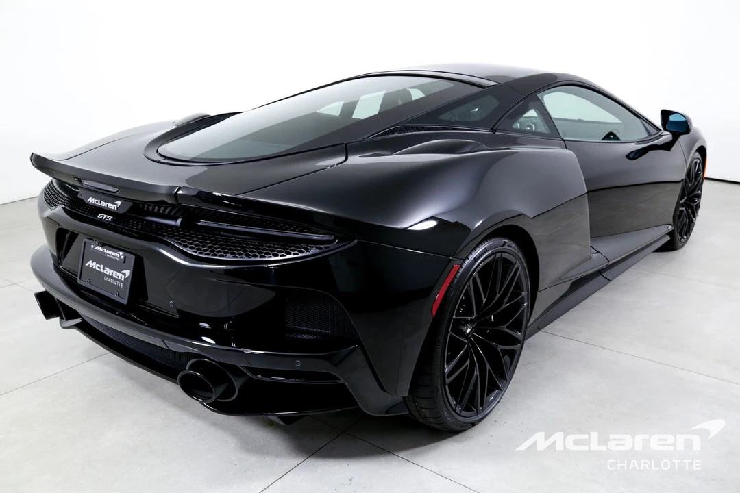 2025 McLaren GT - Image 9 of 31