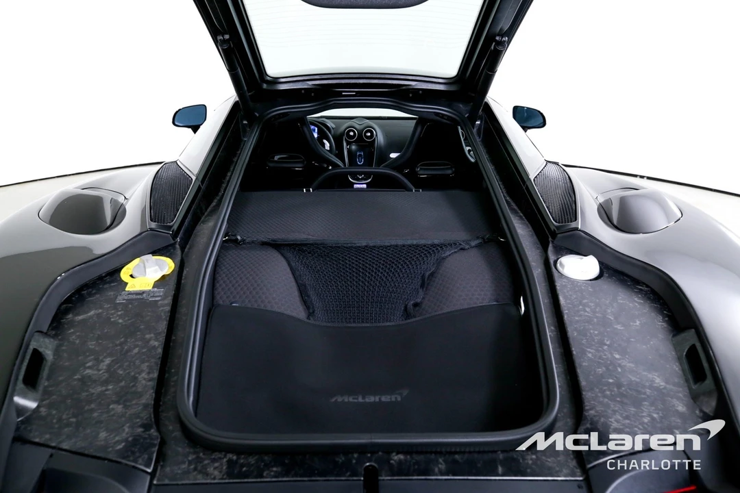 2025 McLaren GT - Image 23 of 31