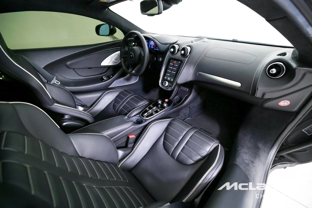 2025 McLaren GT - Image 20 of 21