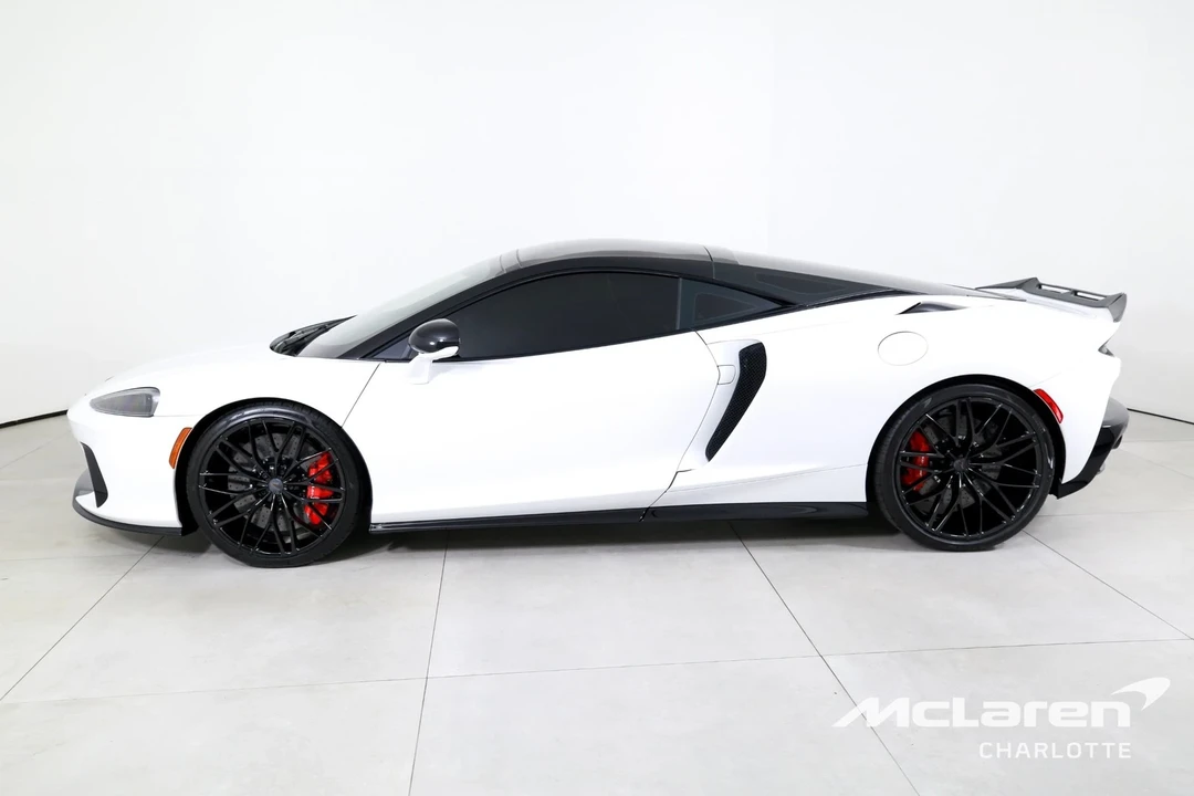 2025 McLaren GT - Image 6 of 12