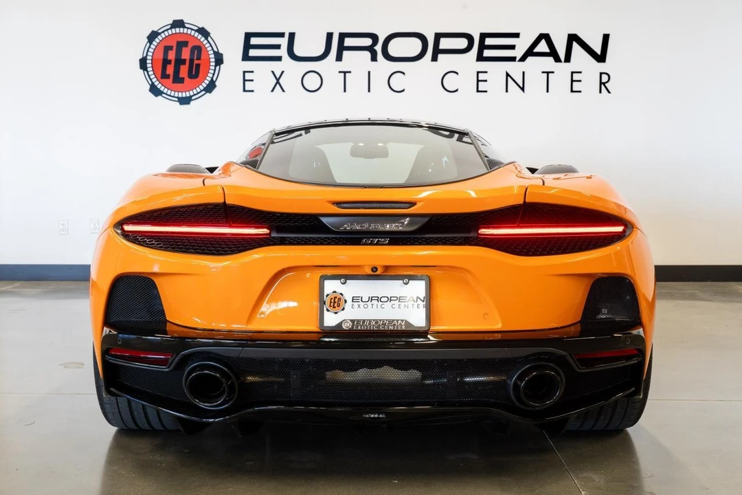 2025 McLaren GT - Image 18 of 21