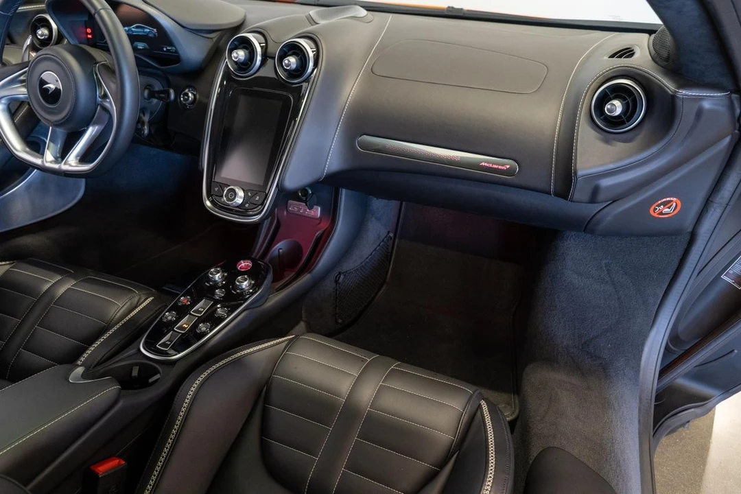 2025 McLaren GT - Image 7 of 21