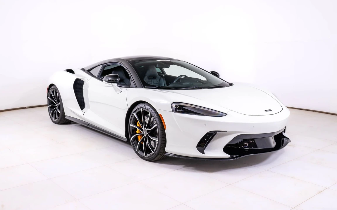 2025 McLaren GT - Image 7 of 24