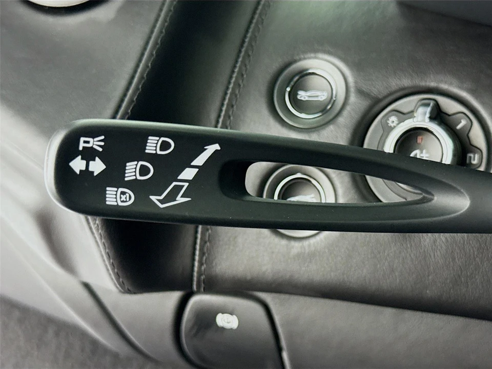 2025 McLaren GT - Image 5 of 21