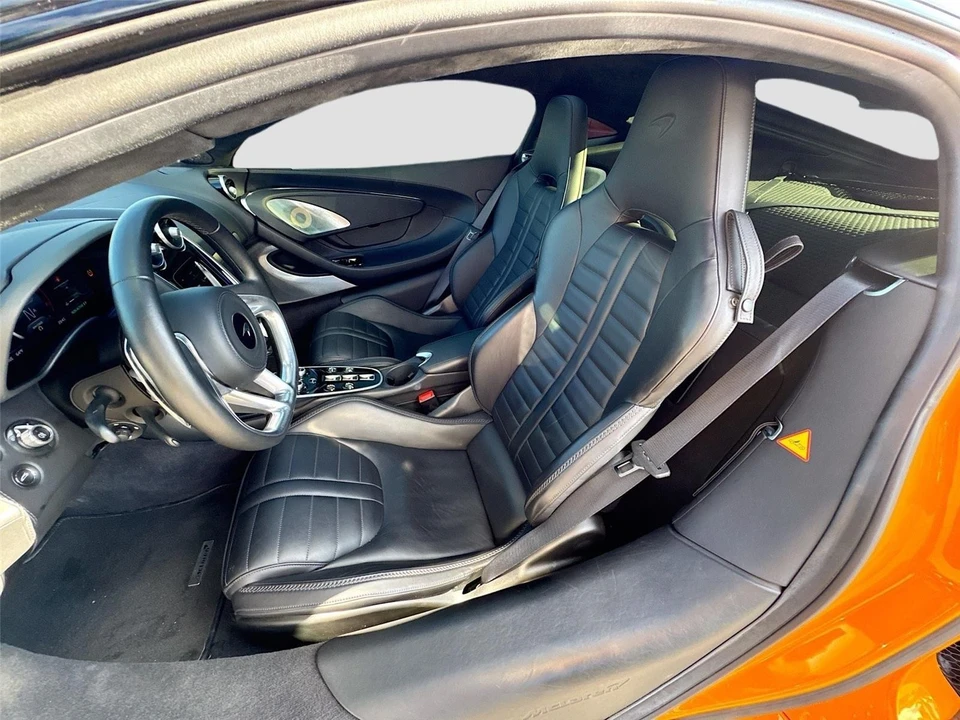 2025 McLaren GT - Image 6 of 21