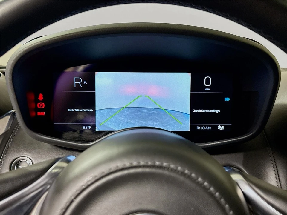 2025 McLaren GT - Image 10 of 31