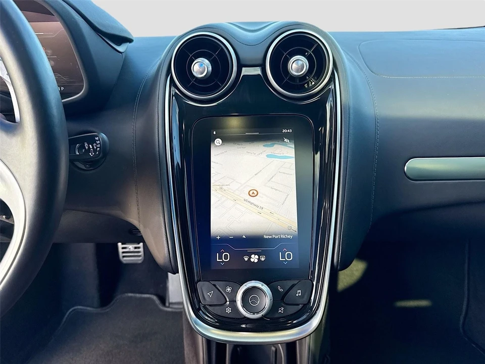 2025 McLaren GT - Image 8 of 21