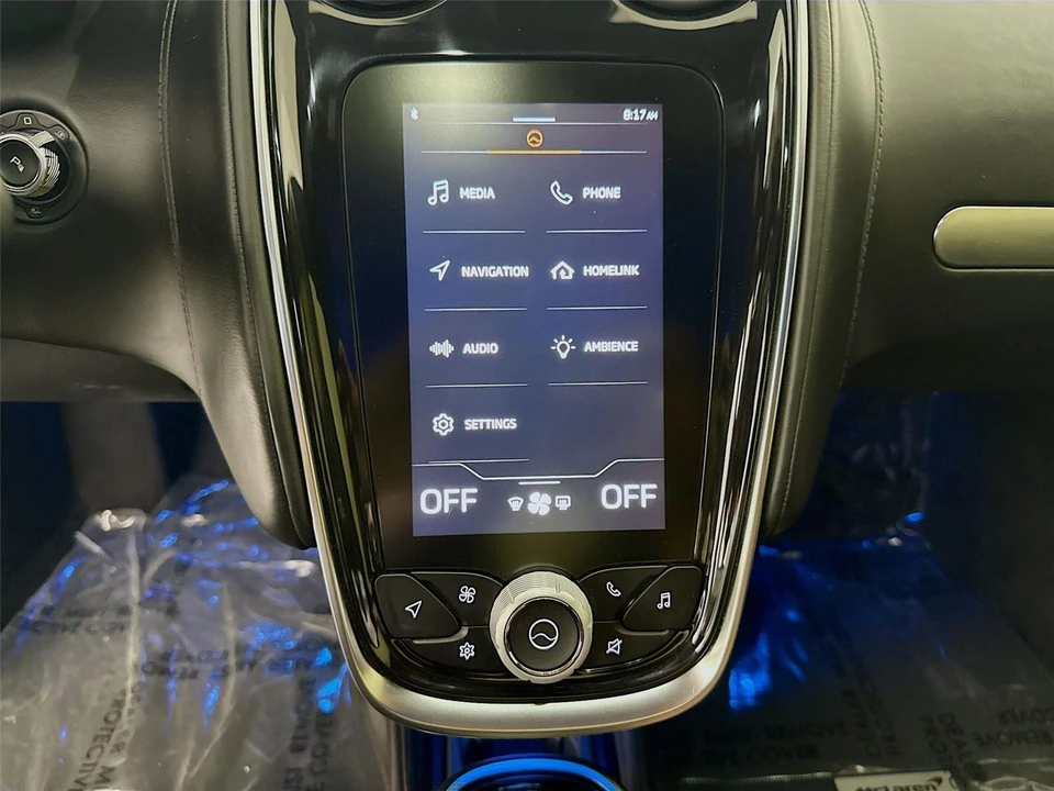 2025 McLaren GT - Image 9 of 31