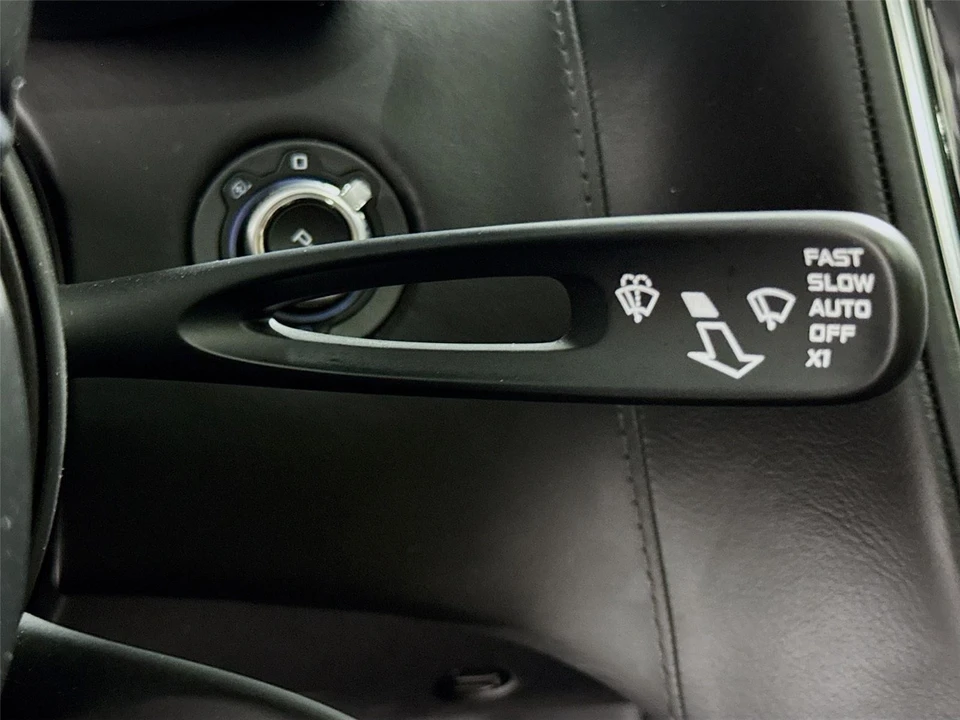 2025 McLaren GT - Image 6 of 21