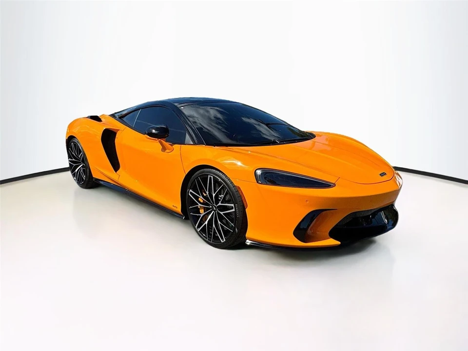 2025 McLaren GT - Image 4 of 21