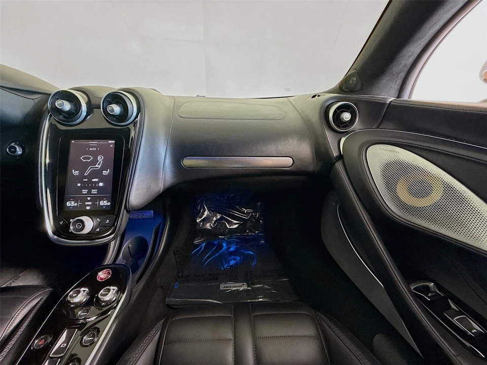 2025 McLaren GT - Image 20 of 21