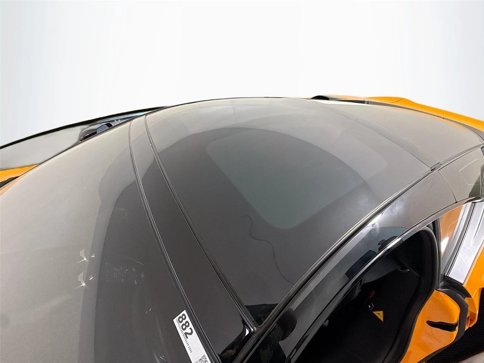 2025 McLaren GT - Image 16 of 21