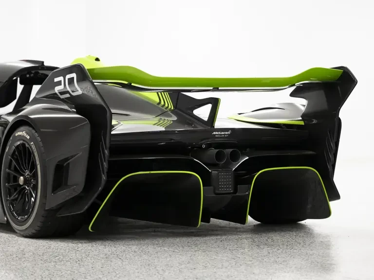 2025 McLaren Solus GT - Image 22 of 31