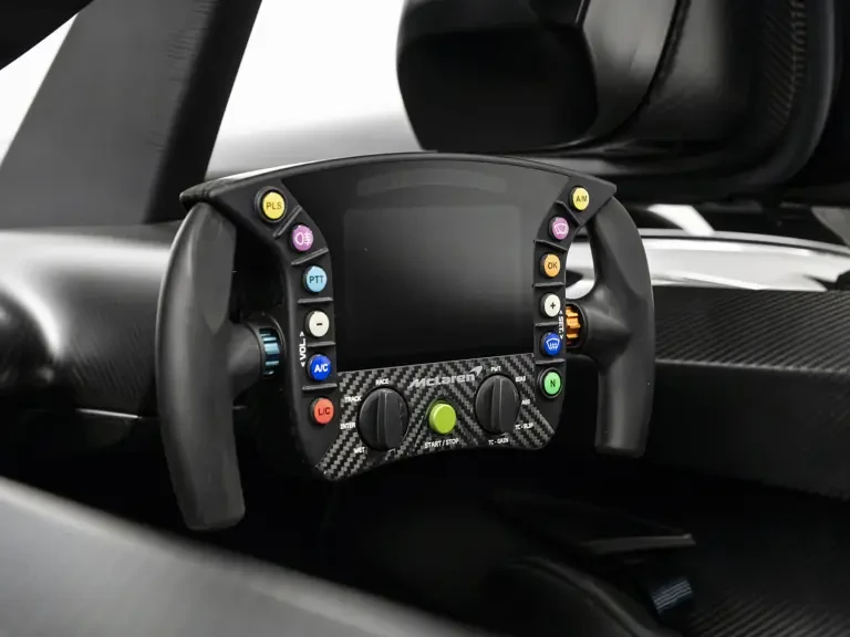 2025 McLaren Solus GT - Image 14 of 31