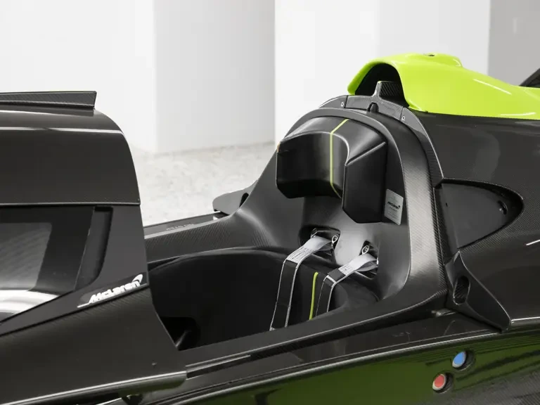 2025 McLaren Solus GT - Image 17 of 31
