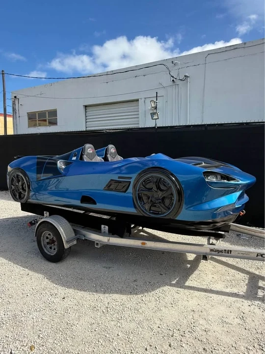 2025 McLaren W1 - Image 3 of 5