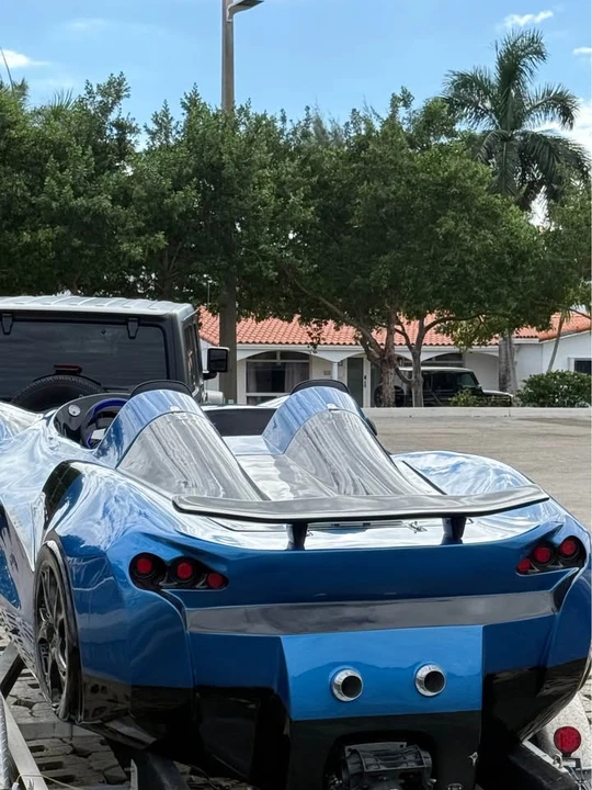 2025 McLaren W1 - Image 6 of 7