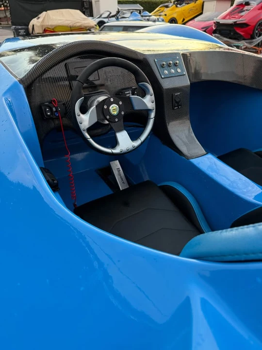 2025 McLaren W1 - Image 4 of 6