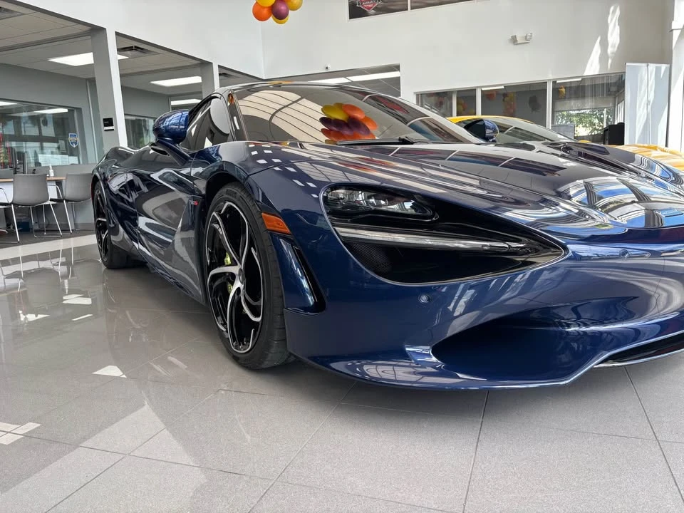 2025 McLaren 750S - Image 5 of 7