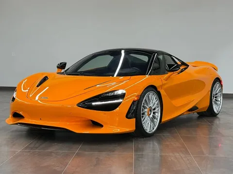 2025 McLaren 750S Spider Convertible