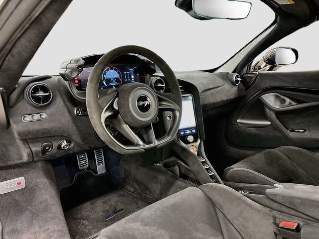 2025 McLaren 750S Spider - Image 9 of 20