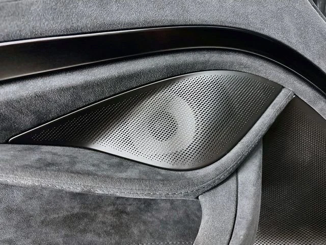2025 McLaren 750S Spider - Image 20 of 20