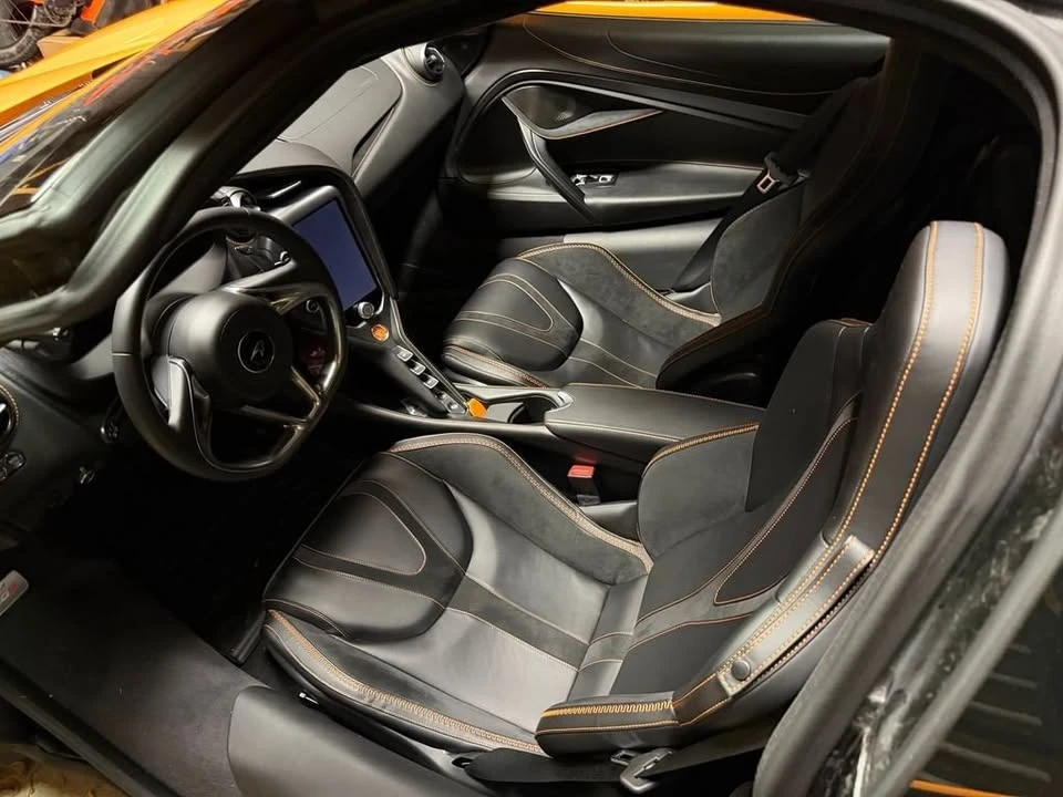 2025 McLaren 750S - Image 14 of 20