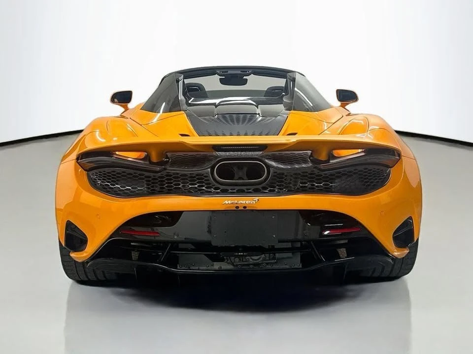 2025 McLaren 750S Coupe - Image 4 of 20