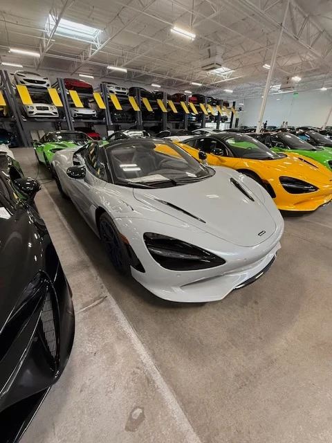 2025 McLaren 750S Spider - Image 6 of 9