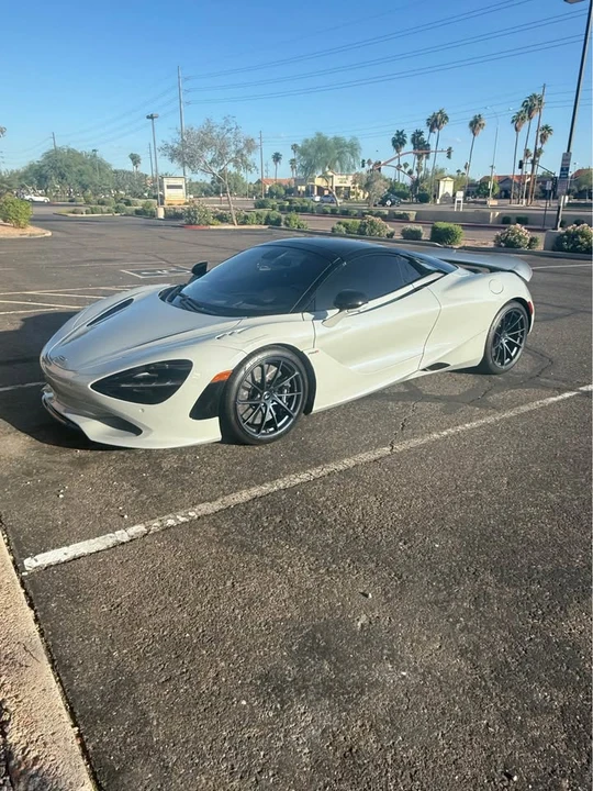 2025 McLaren 750S Spider - Image 2 of 12
