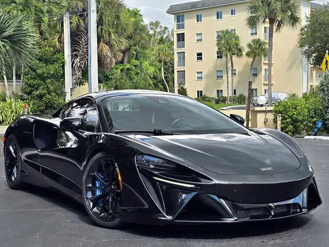 2025 McLaren Artura Spider