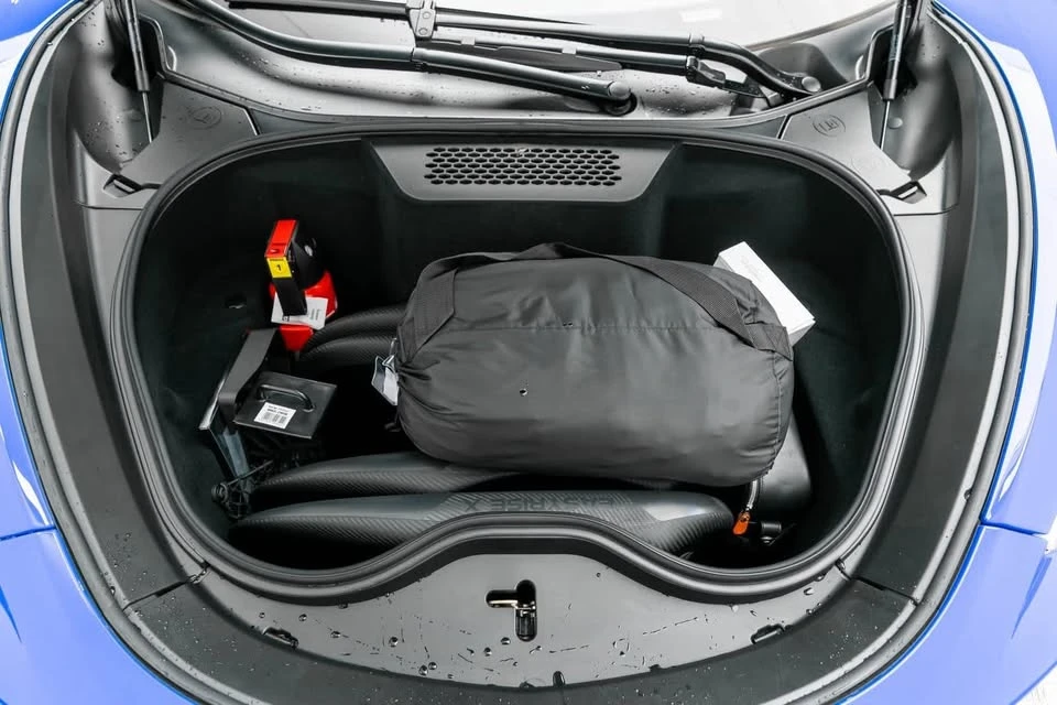 2025 McLaren GT - Image 13 of 20