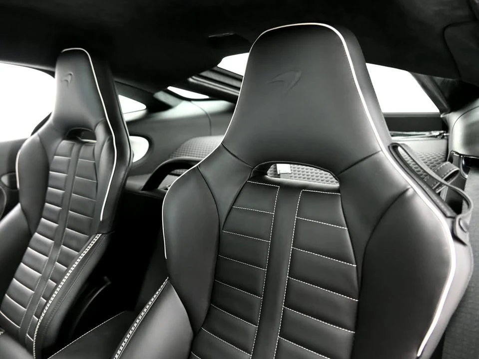 2025 McLaren GT - Image 8 of 17