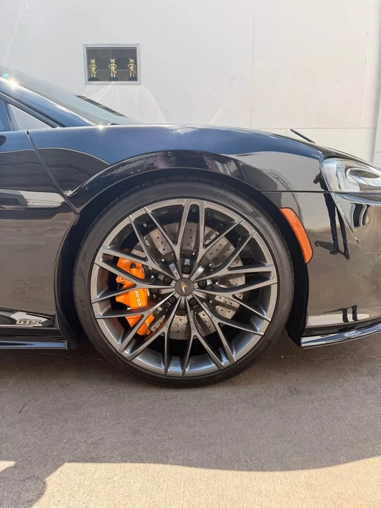 2025 McLaren GT - Image 11 of 13