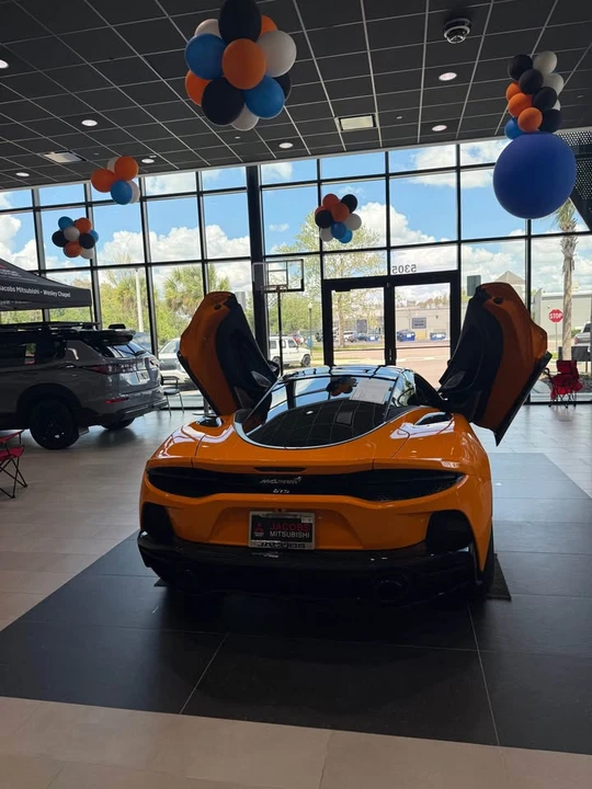 2025 McLaren GT - Image 4 of 14
