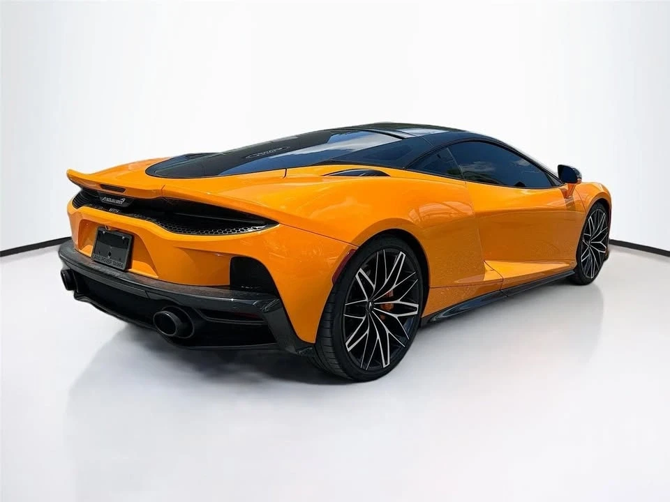 2025 McLaren GT - Image 2 of 20